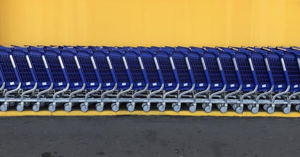 how to compete with big store chains
