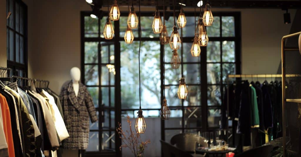 how to start a boutique store