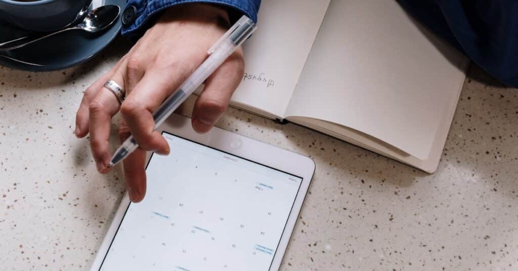 employment scheduling made easier