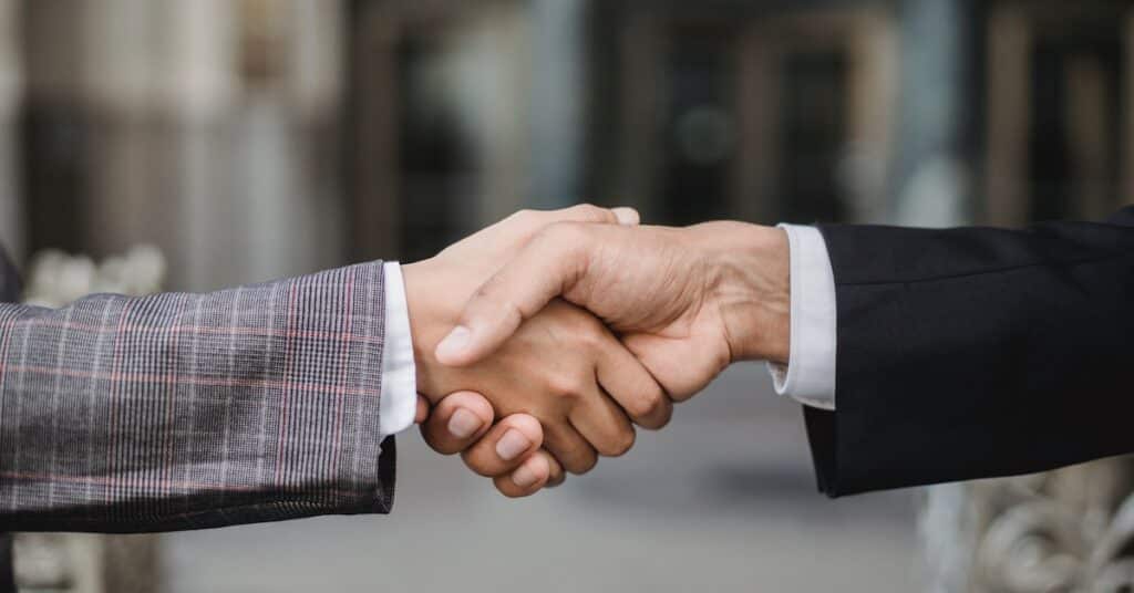how to the leader your small business needs